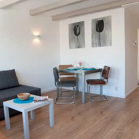 Flower Market Apartment Amsterdam